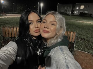 EvaAndBeth camshow